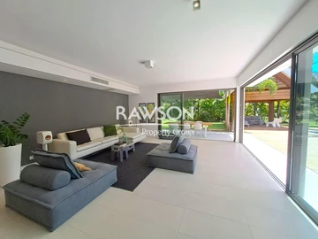 4 Bedroom Villa