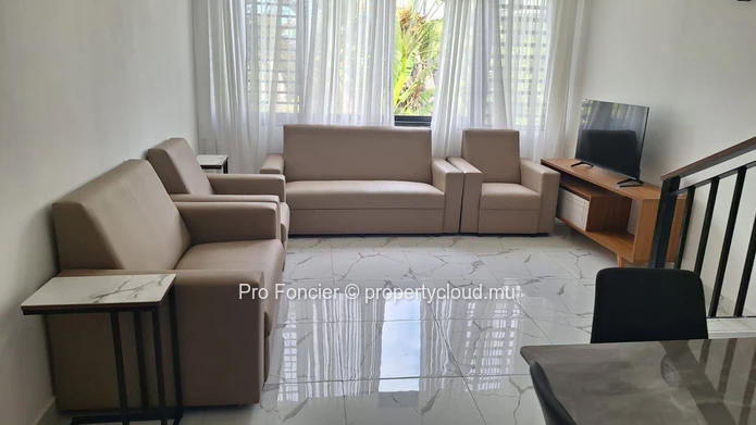Apartment for rent in Grand-Baie - Bright and Charming on the 1st Floor in a Well-Kept Residence