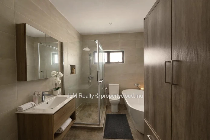 Brand New 3-Bedroom Villa with Private Pool, Calodyne, Mauritius