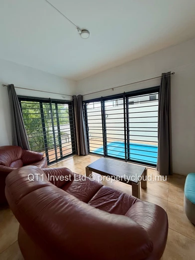Nice Duplex In Mon Choisy