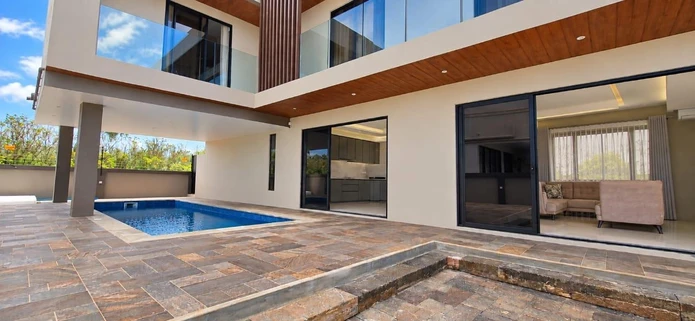 To rent: House of 260 m² in Pointe aux Piments 