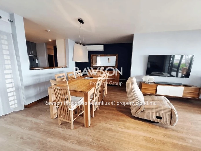 Live by the Sea – Modern 3-Bedroom Apartment with Pool