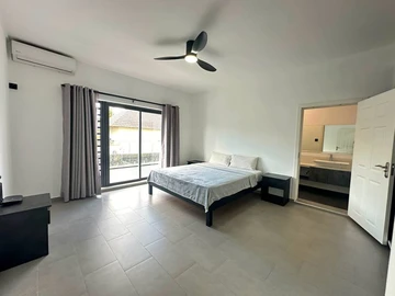 4 Bedroom Villa