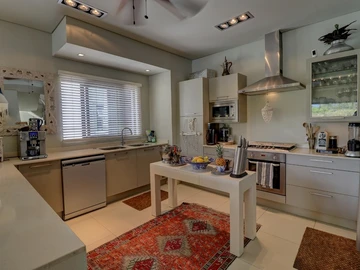 4 Bedroom Apartment