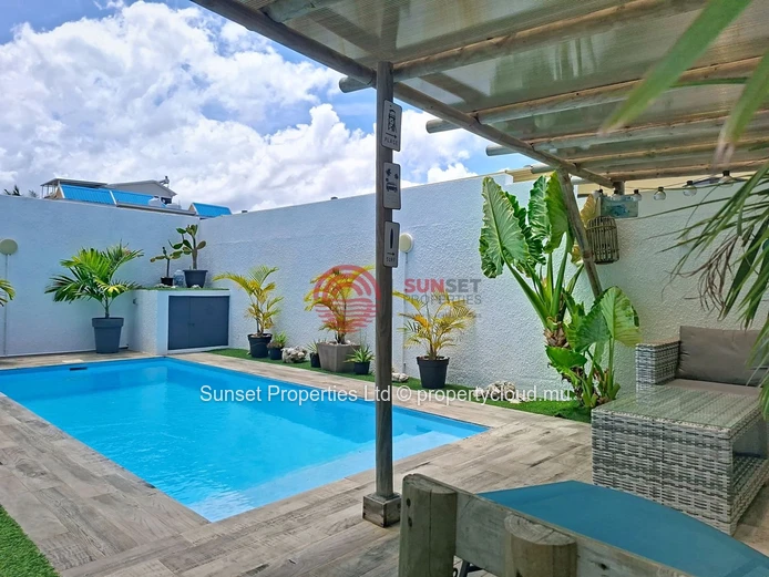 Villa avec rooftop | 3 chambres | Quartier calme