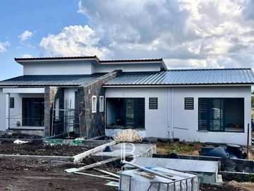 4 Bedroom Villa
