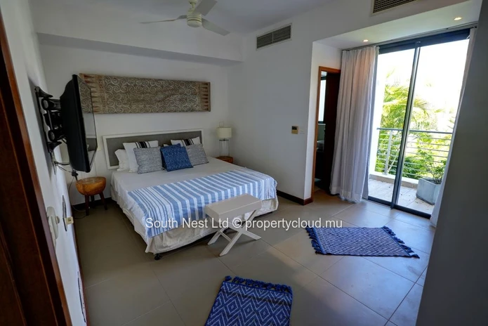 Elegant 3-Bedroom Townhouse in Azuri Nautil – Rooftop with Lagoon Views, Steps from Village