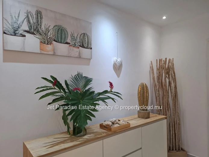 Appartement au Rez-de-Chaussée Spacieux à Deux Pas de la Plage