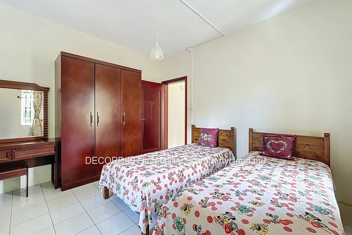 Houses for sale in Pereybere