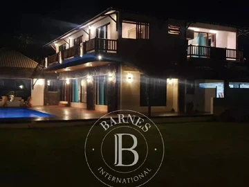 4 Bedroom Villa