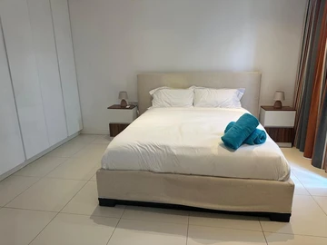 5 Bedroom Villa
