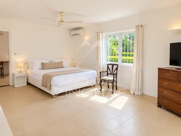 4 Bedroom Villa