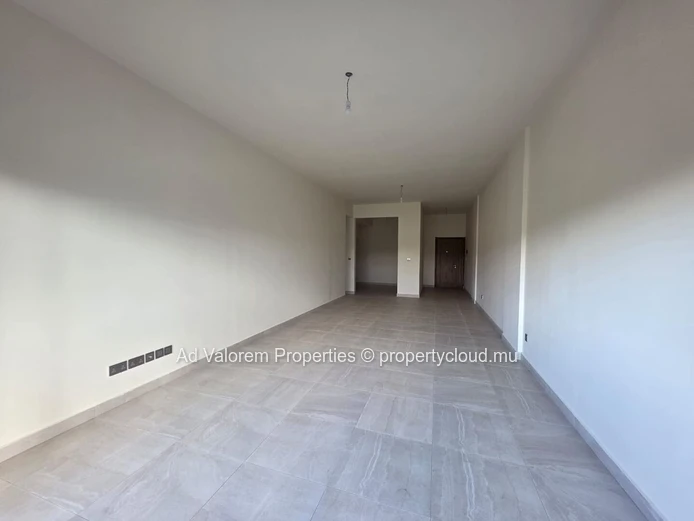 For Sale – Sky Garden Trianon – 132 m², 3-Bedroom Apartment with Pool and Rooftop Access