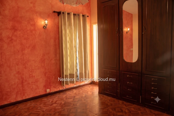 Villa traditionnelle de 4 chambres proche des commodités