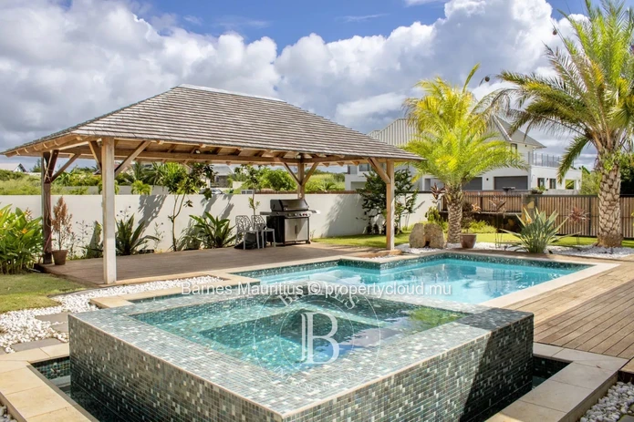BEAU VALLON – Maison contemporaine avec appartement indépendant – 5 chambres