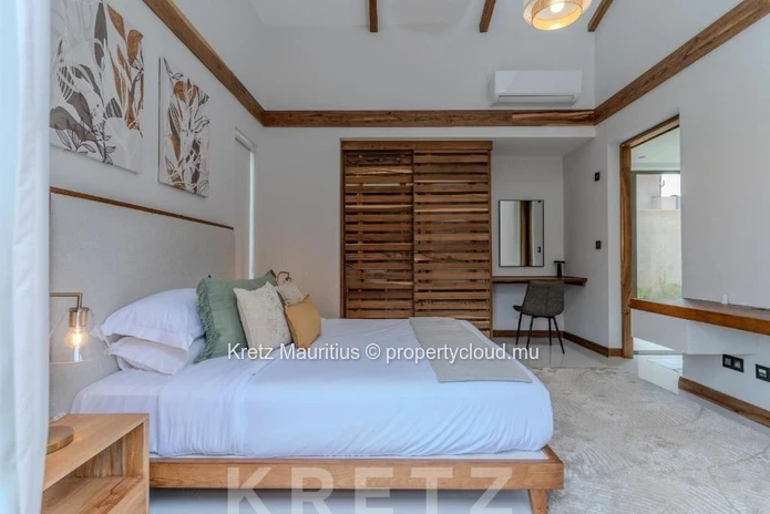 Exceptional Villa in Balaclava – Elegance, Privacy, and 5-Star Hotel Access