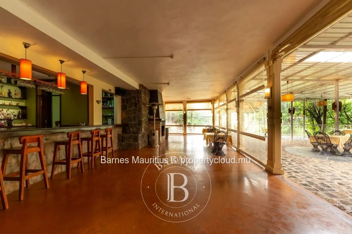 MARE LONGUE - Charmants chalets en bois nichés au cœur de la nature - 4220m²