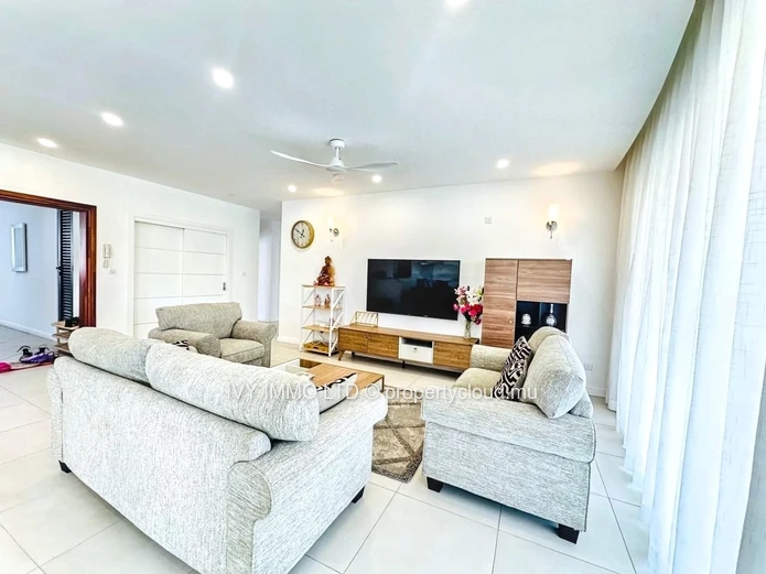 Appartement à louer à long terme Situé à #grandbaie 