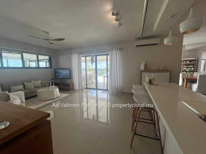 Superbe Penthouse Meublé à Louer à Black River – 150 m² (Mandat exclusif)