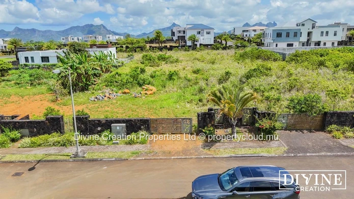 Morc Aurea – Gated Residential Land For Sale