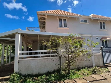 Maison de 5 Chambres