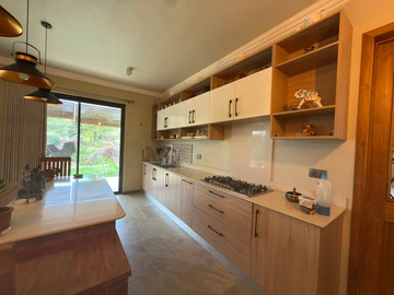 4 Bedroom Villa