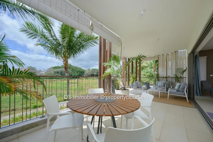 Appartement De 2 Chambres Accessible Aux Etrangers Sur Le Golf De Mon Choisy Et À Pieds De La Plage