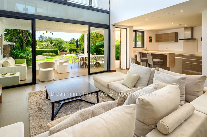 Élégant townhouse 4 chambres avec piscine privée et couchers de soleil à Haute Rive – Ile Maurice