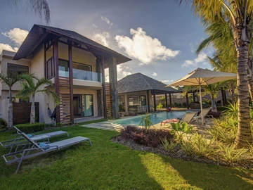 4 Bedroom Villa