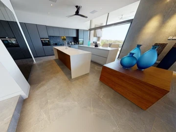 5 Bedroom Villa
