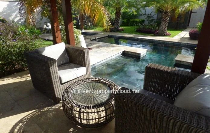 Grand Baie - Modern 3-bedroom villa