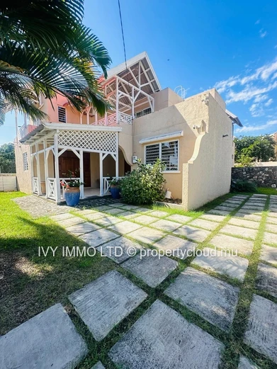Townhouse For Rent – Trou Aux Biches