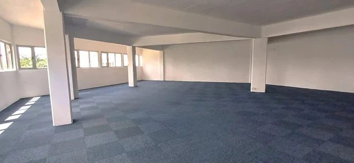 Office - 249m2 - Quatre Bornes - Ref. BU98294LO