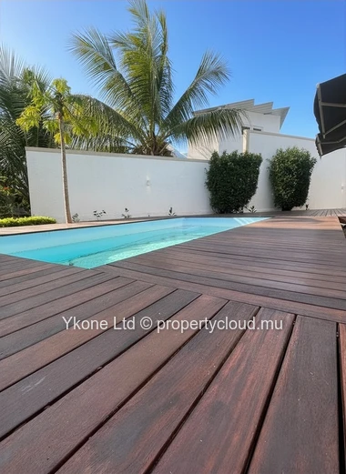 House For Rent In Tamarin