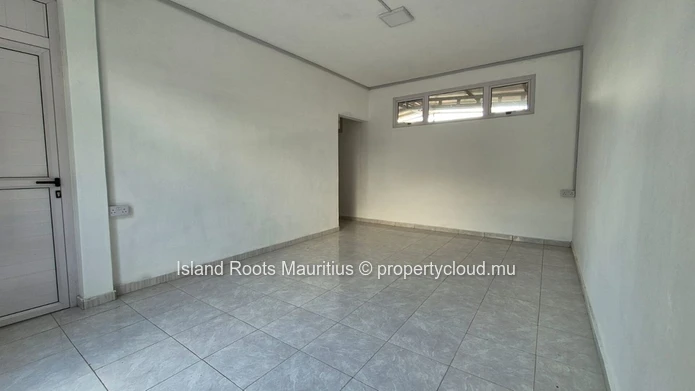 Building of 6 apartments for sale in Triolet