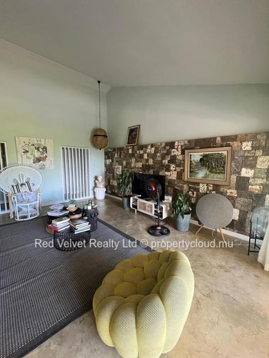 Villa de luxe 4 chambres avec piscine sur 1 332 m² de terrain – Mont Piton, Mapou | Rs 29M
