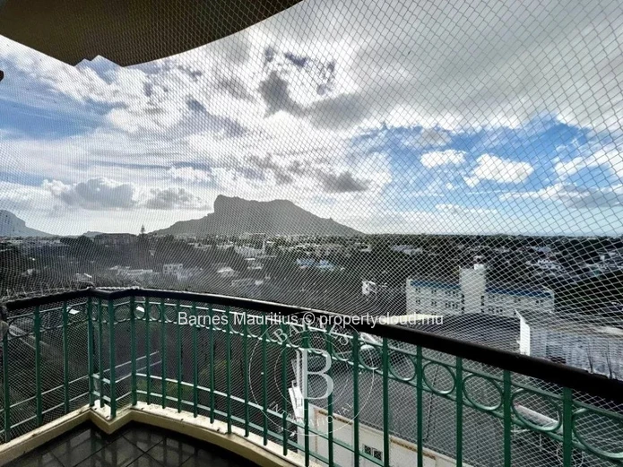 QUATRE BORNES - Duplex - 4 chambres - 330 m²