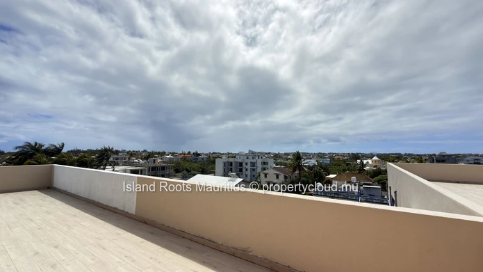 Modern Living in Péreybère – 3-Bedroom Penthouse for Sale (Sole Mandate)