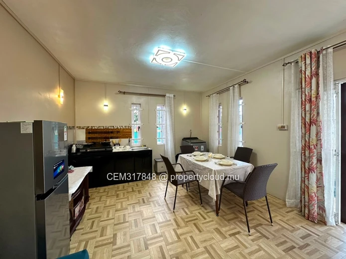 Appartement d'une Chambre à Louer – Centre de Flacq