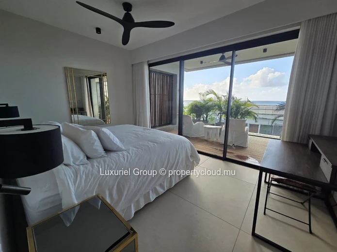  Penthouse d’Exception à Louer – Pointe aux Canonniers