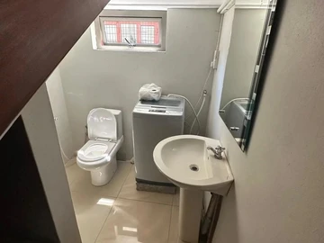 6 Bedroom Townhouse, Duplex
