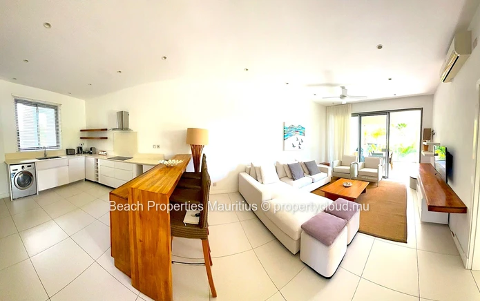 Luxury Waterfront Apartment for Rent | La Balise Marina, Black River