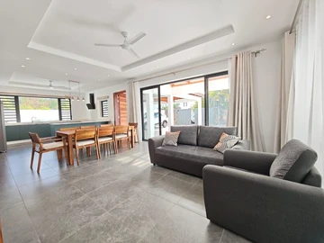 5 Bedroom Villa