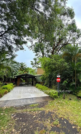 Chalet for Sale - Domaine de la Grave, Village Bananes | Rs 15M