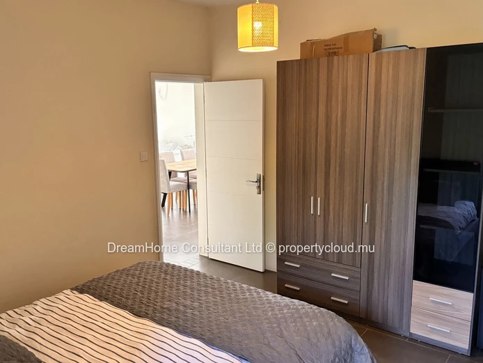 Appartement meublé de style à Flic en Flac - Emplacement idéal et proche des commodités