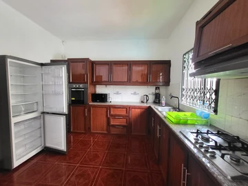 8 Bedroom Villa
