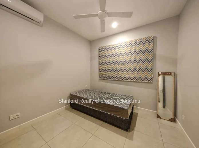 Apartment for Rent - 2 Bedrooms, Cascavelle, West