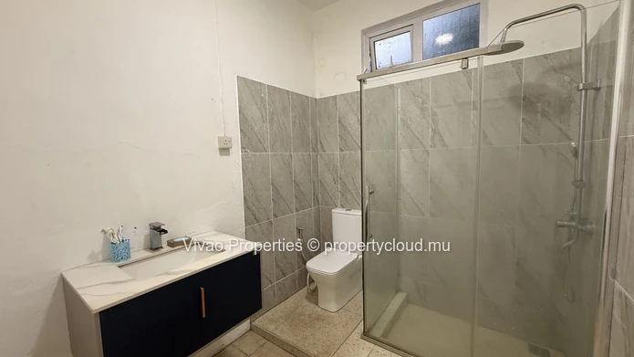 Appartement meublé de 2 chambres à louer à Pointe aux Sables - 30 000 Rs par mois