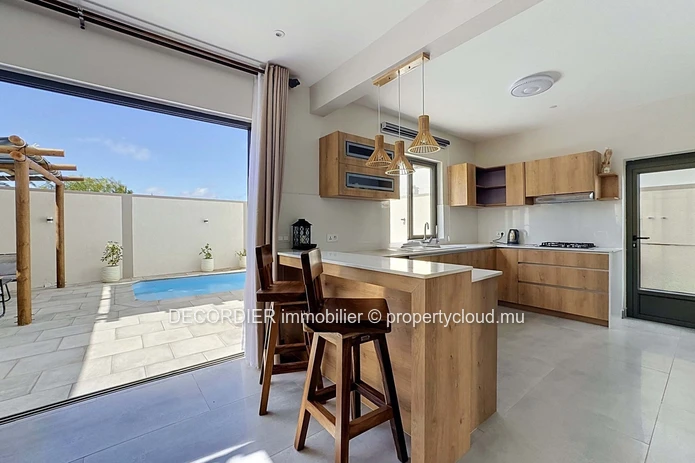 Charming family home in Calodyne – Comfort, space and tranquillity