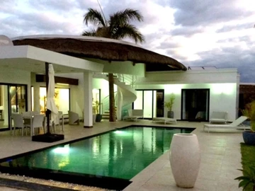 4 Bedroom Villa